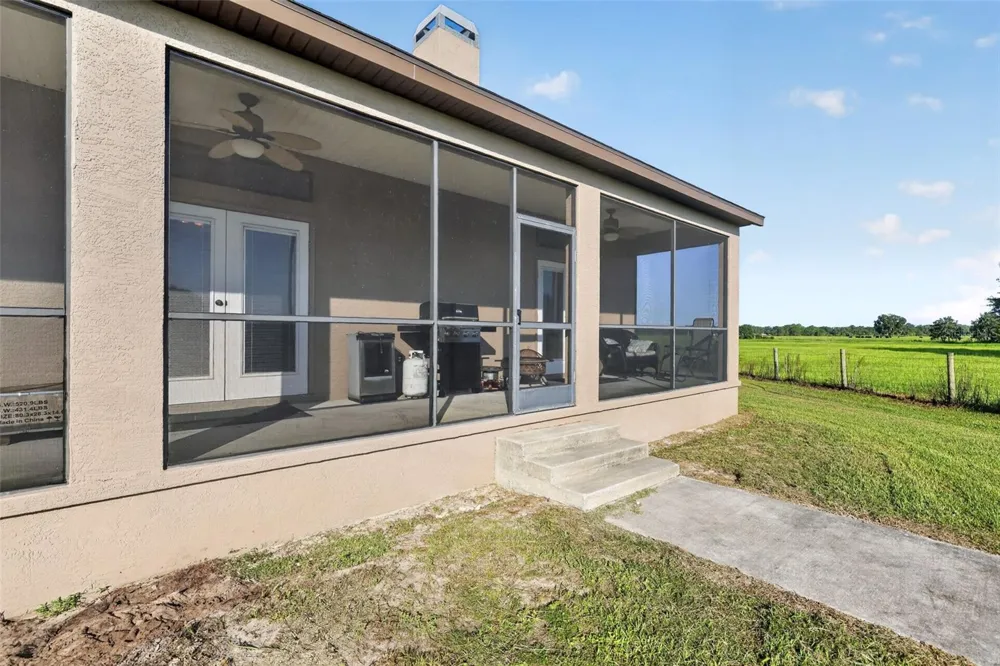 4027 C 470 Lake Panasoffkee, FL 33538
