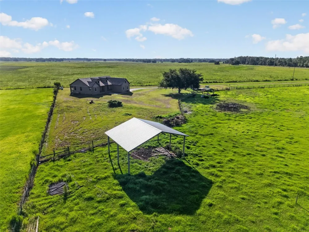 4027 C 470 Lake Panasoffkee, FL 33538