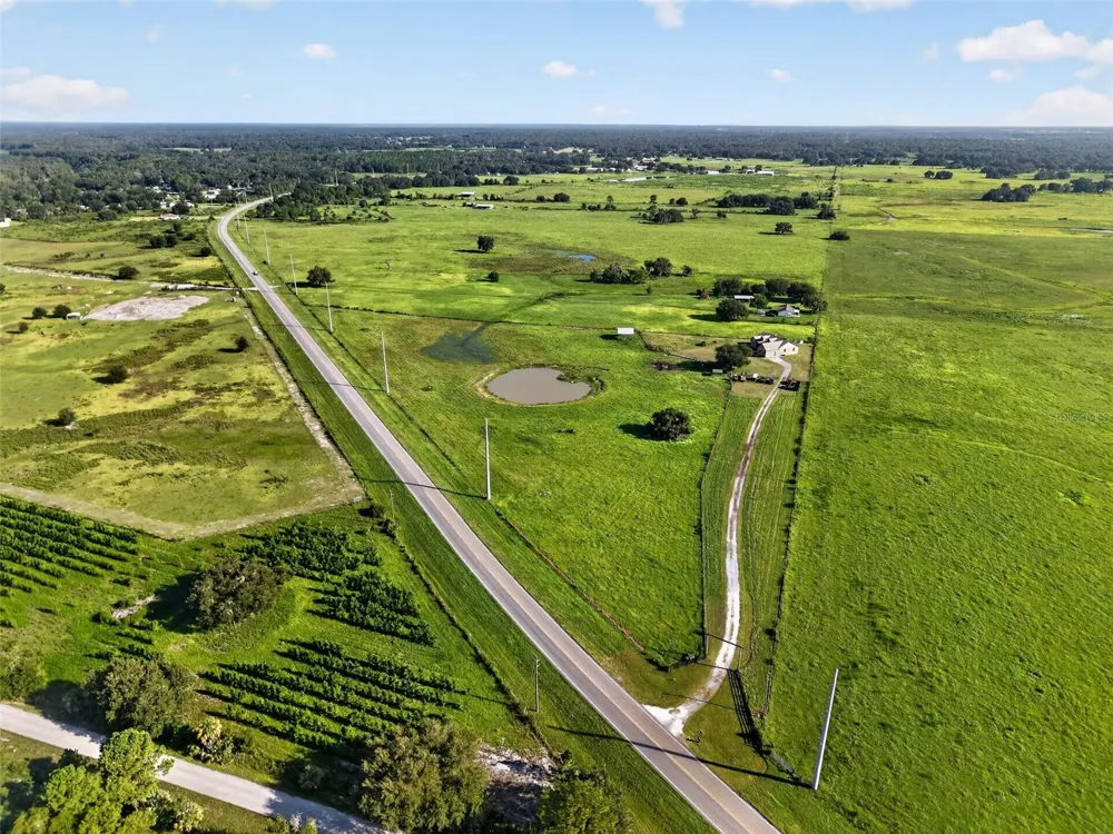4027 C 470 Lake Panasoffkee, FL 33538
