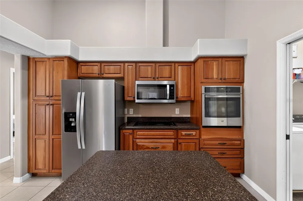 4027 C 470 Lake Panasoffkee, FL 33538