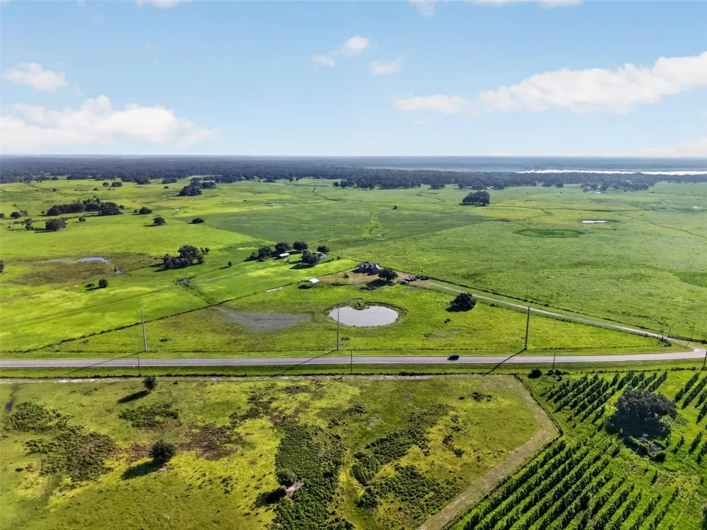 4027 C 470 Lake Panasoffkee, FL 33538