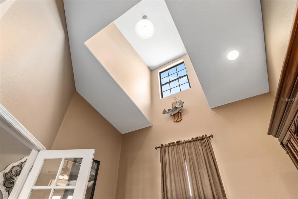 4027 C 470 Lake Panasoffkee, FL 33538
