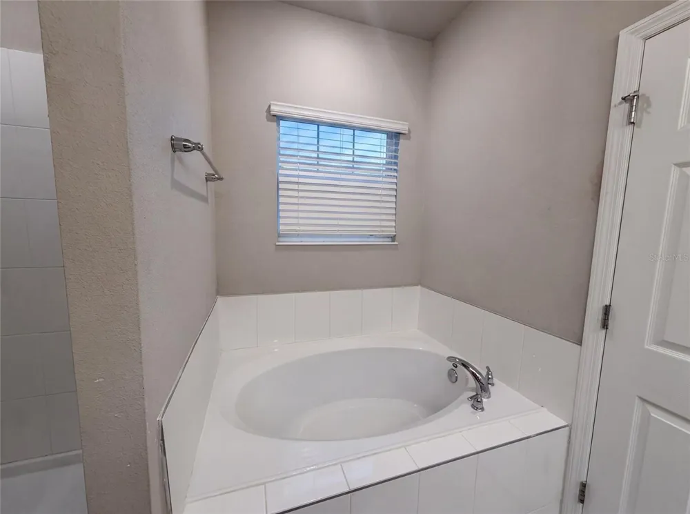 538 VENETIAN PALMS BOULEVARD New Smyrna Beach, FL 32168