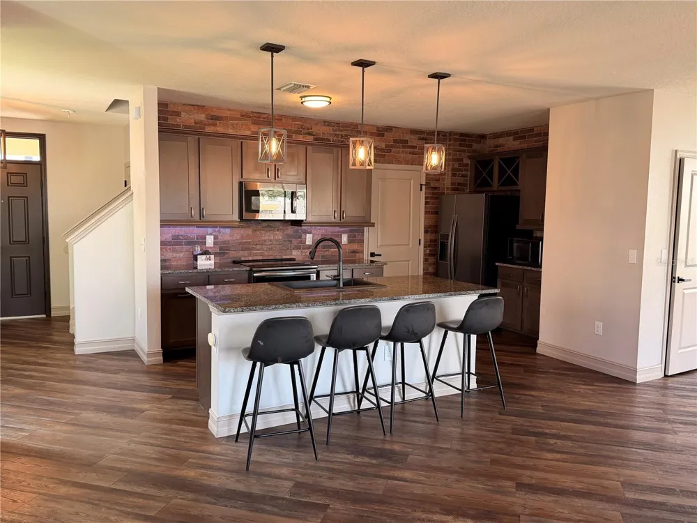 7623 TUSCAN BAY CIRCLE Wesley Chapel, FL 33545