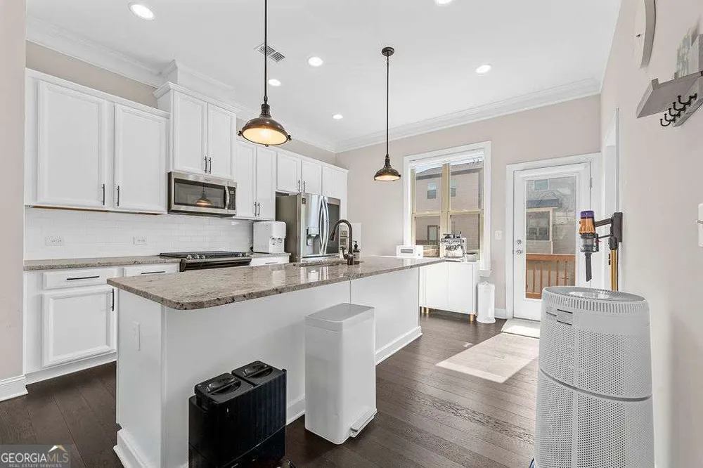 4468 Dunblane AVE Sugar Hill, GA 30518