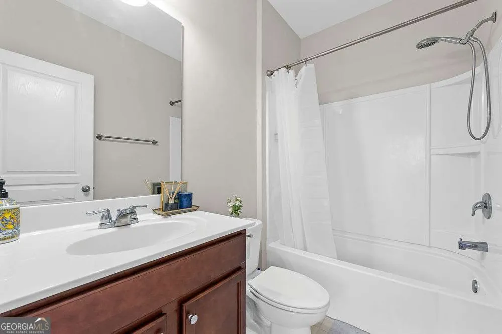 4468 Dunblane AVE Sugar Hill, GA 30518