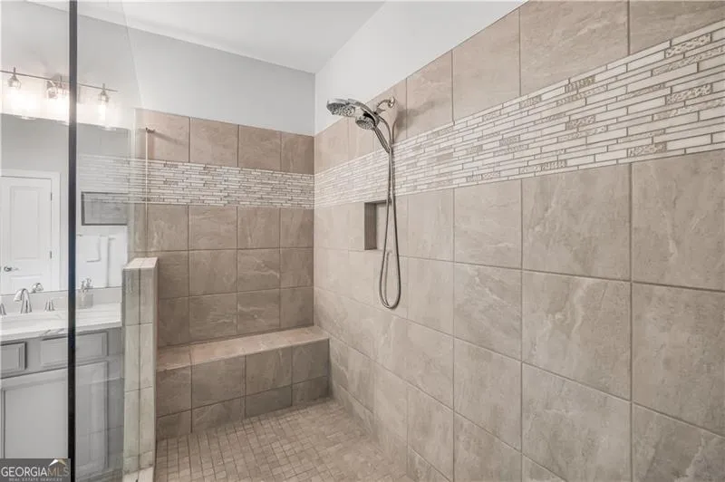 94 Vandiver CT Acworth, GA 30101