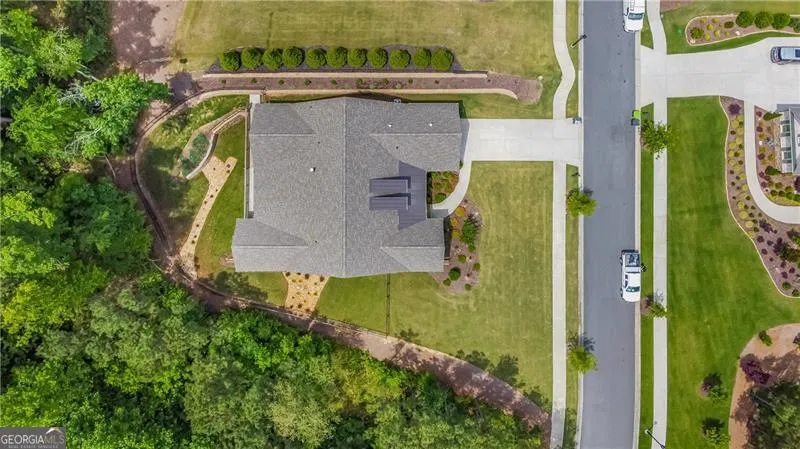 94 Vandiver CT Acworth, GA 30101