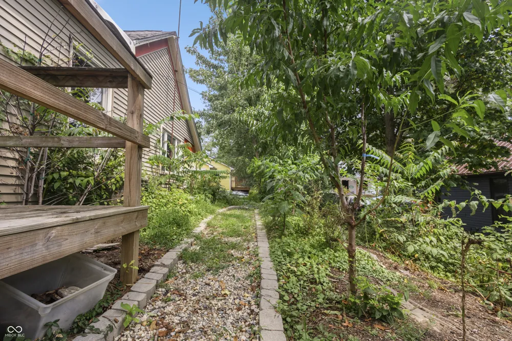 308 S Davisson Street Bloomington, IN 47403