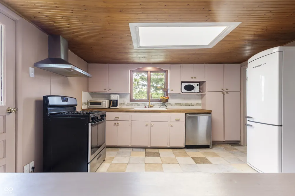 308 S Davisson Street Bloomington, IN 47403