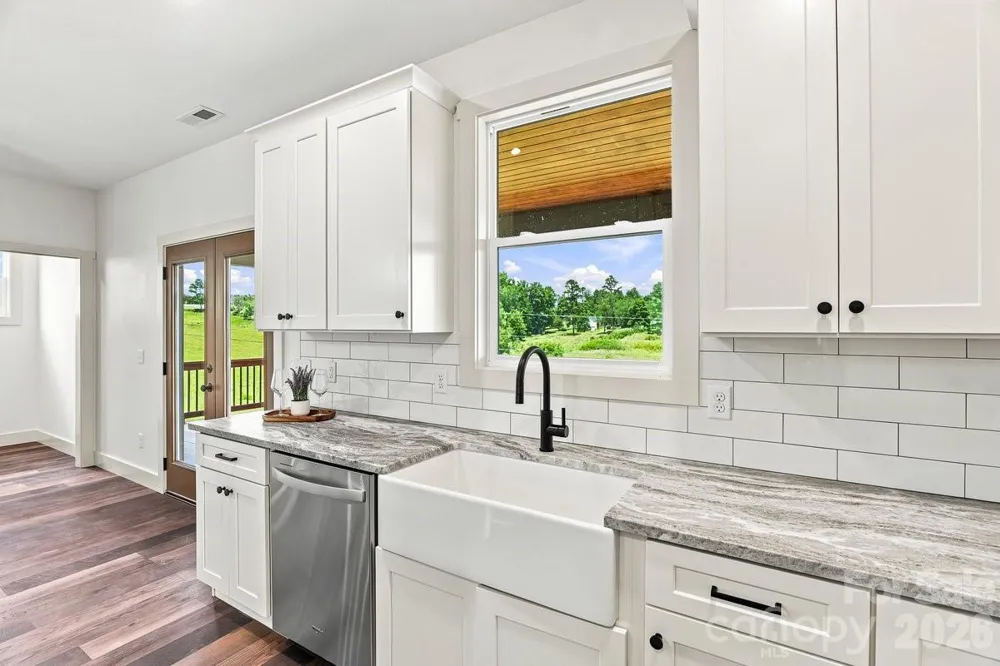 30 Johnny Roberts Road Alexander, NC 28701