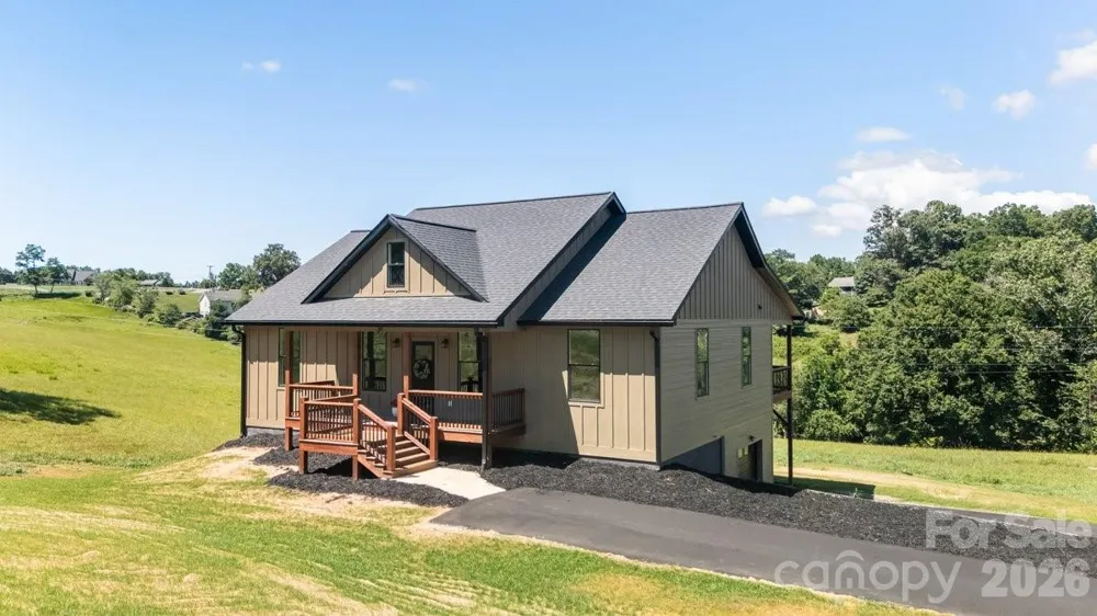 30 Johnny Roberts Road Alexander, NC 28701