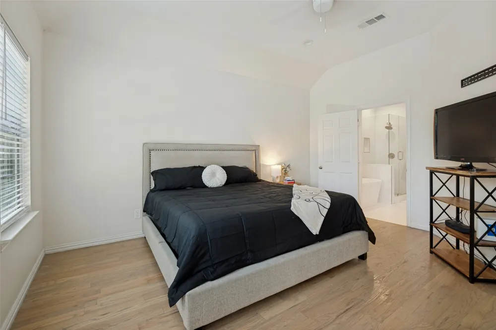 2723 Pike Drive Lancaster, TX 75134