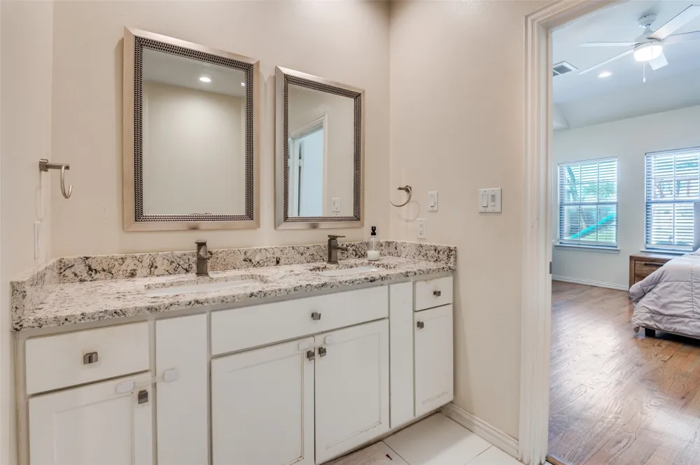 2723 Pike Drive Lancaster, TX 75134