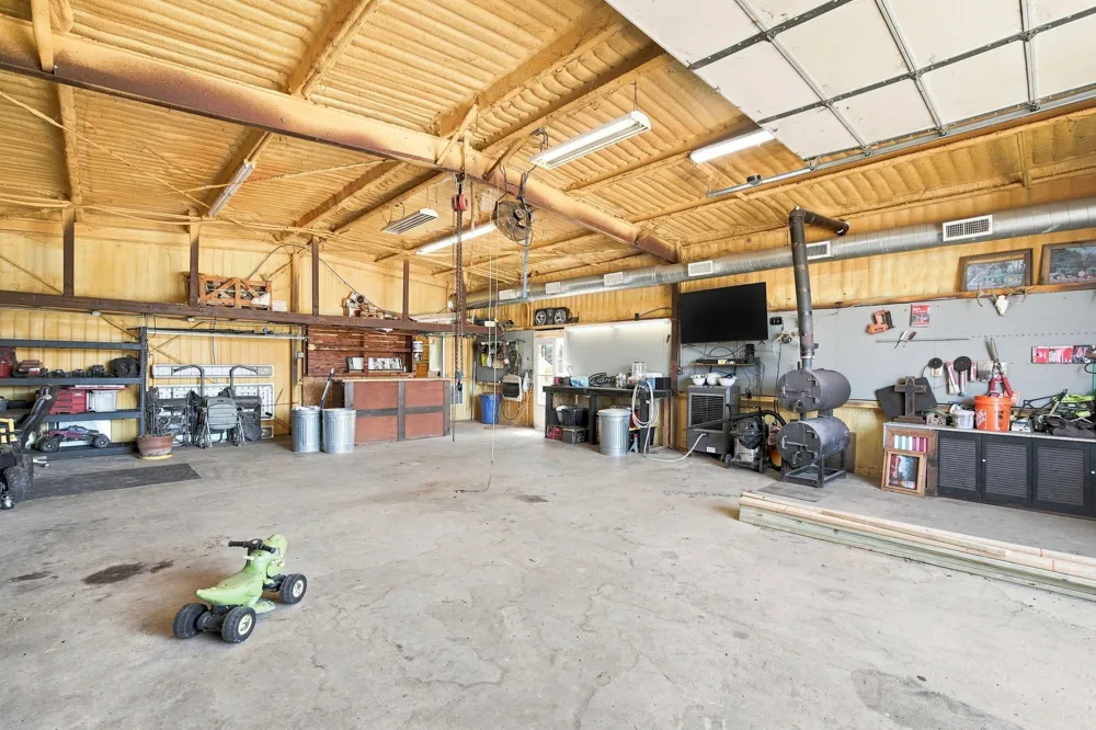 322 Fm 927 Morgan, TX 76671