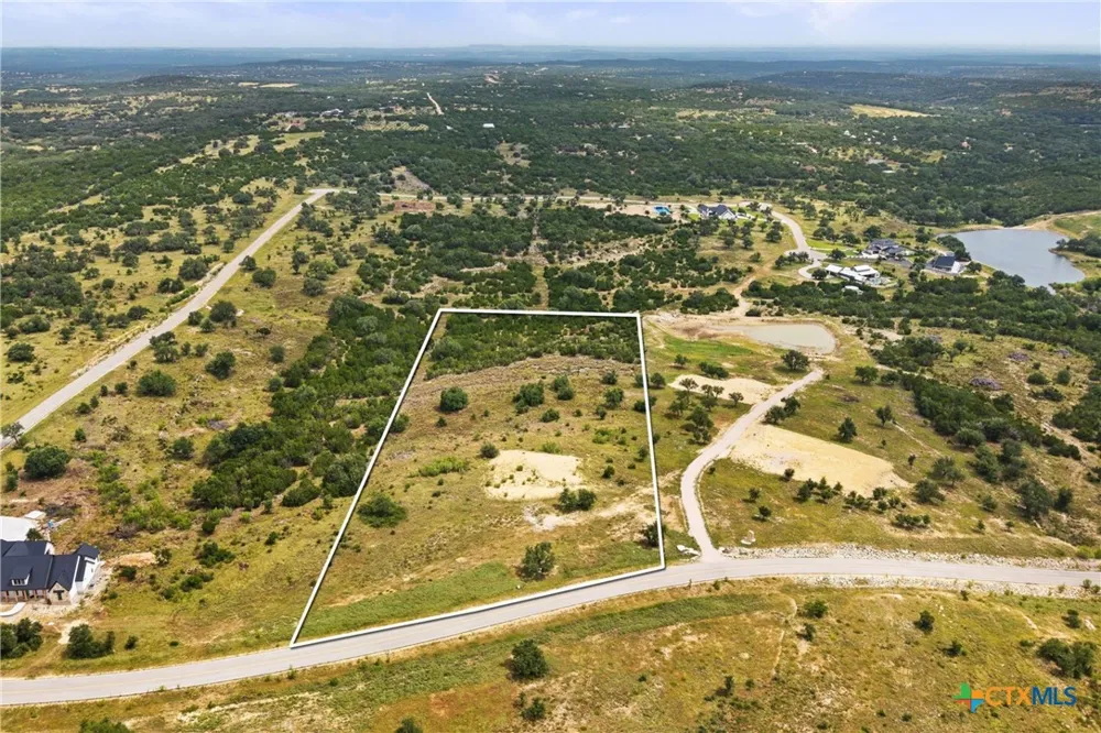 195 Lilly Belle Way Johnson City, TX 78636