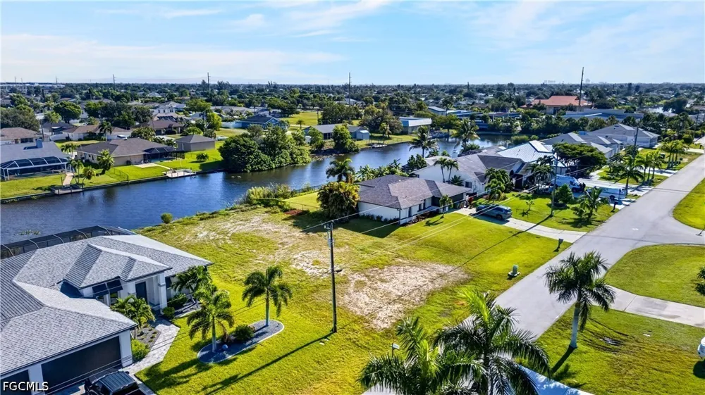 SW 21st Street Cape Coral, FL 33991