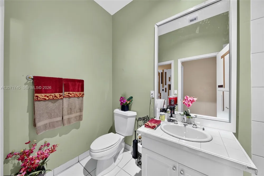 17711 SW 81st Ct Palmetto Bay, FL 33157