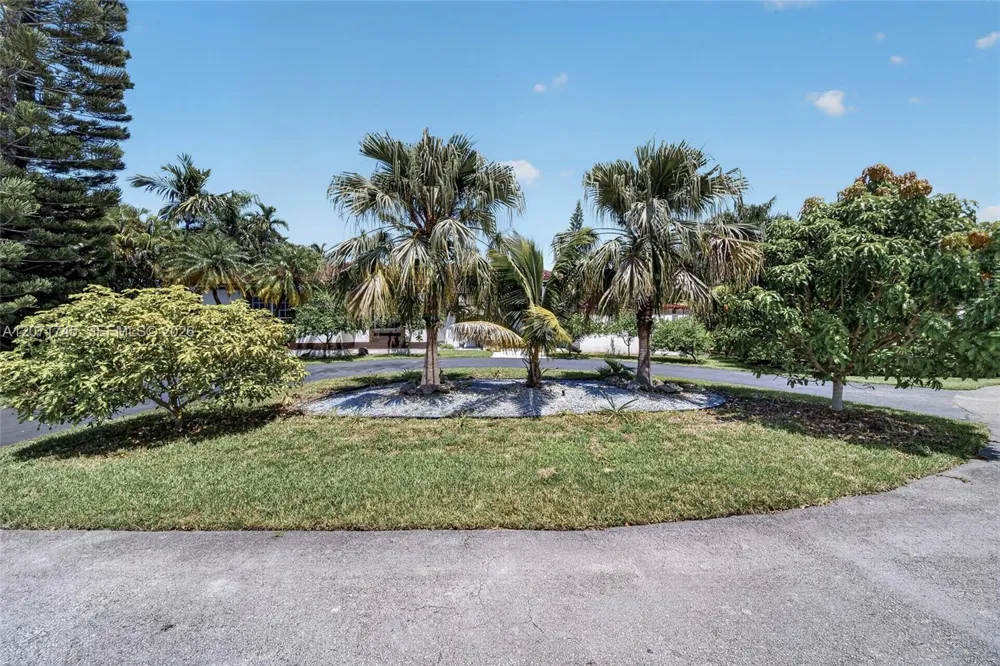 17711 SW 81st Ct Palmetto Bay, FL 33157