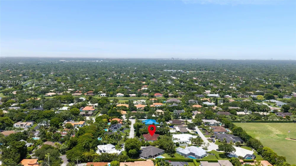 17711 SW 81st Ct Palmetto Bay, FL 33157