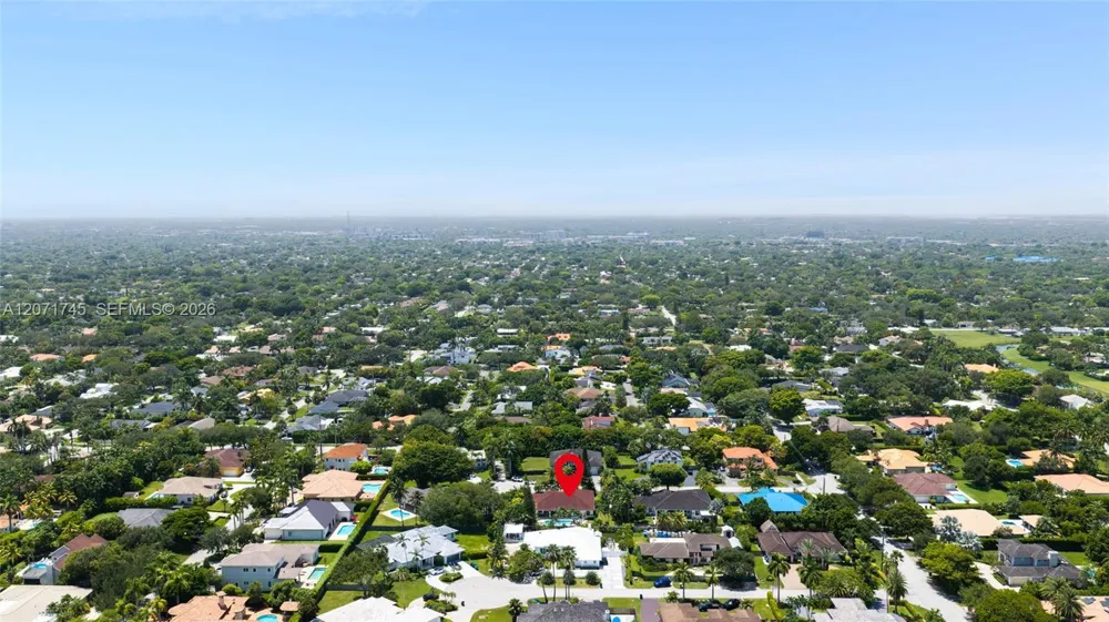 17711 SW 81st Ct Palmetto Bay, FL 33157