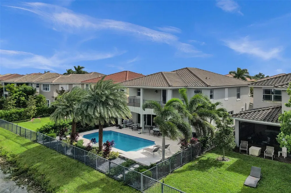 9749 Blue Isle #BAY Parkland, FL 33076
