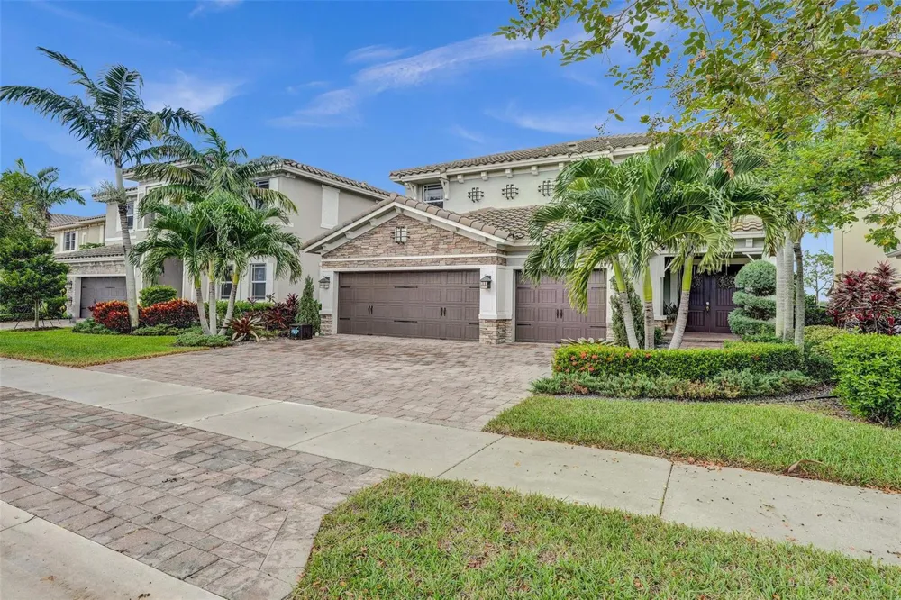 9749 Blue Isle #BAY Parkland, FL 33076