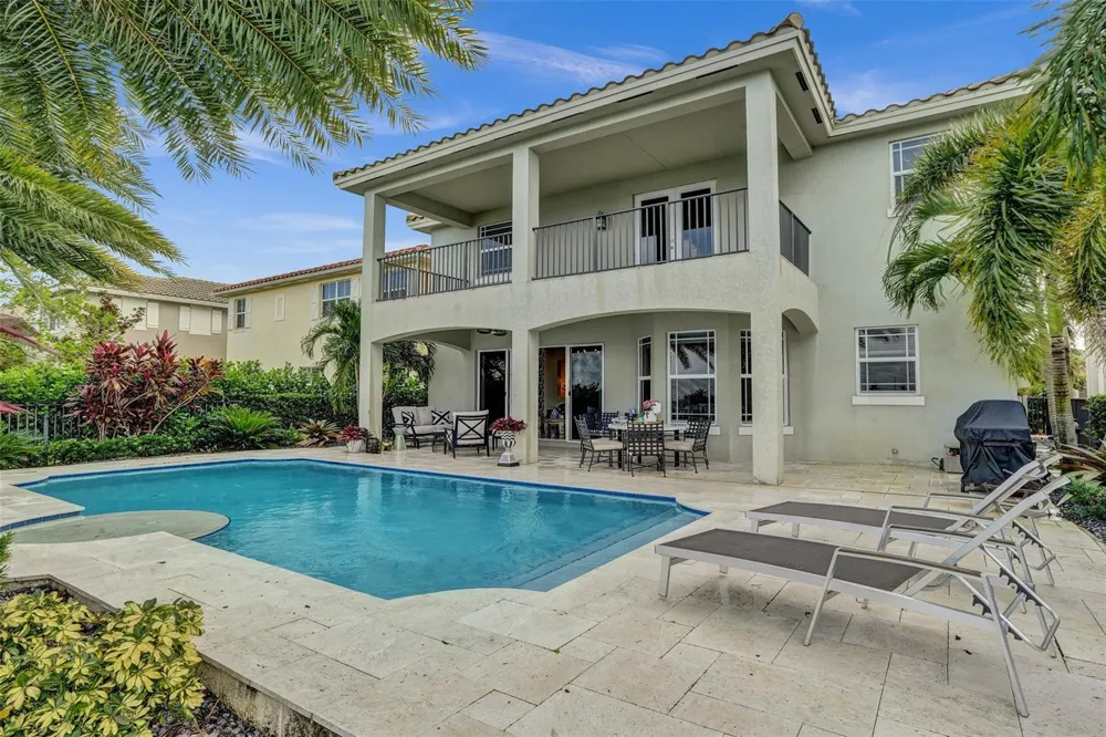9749 Blue Isle #BAY Parkland, FL 33076
