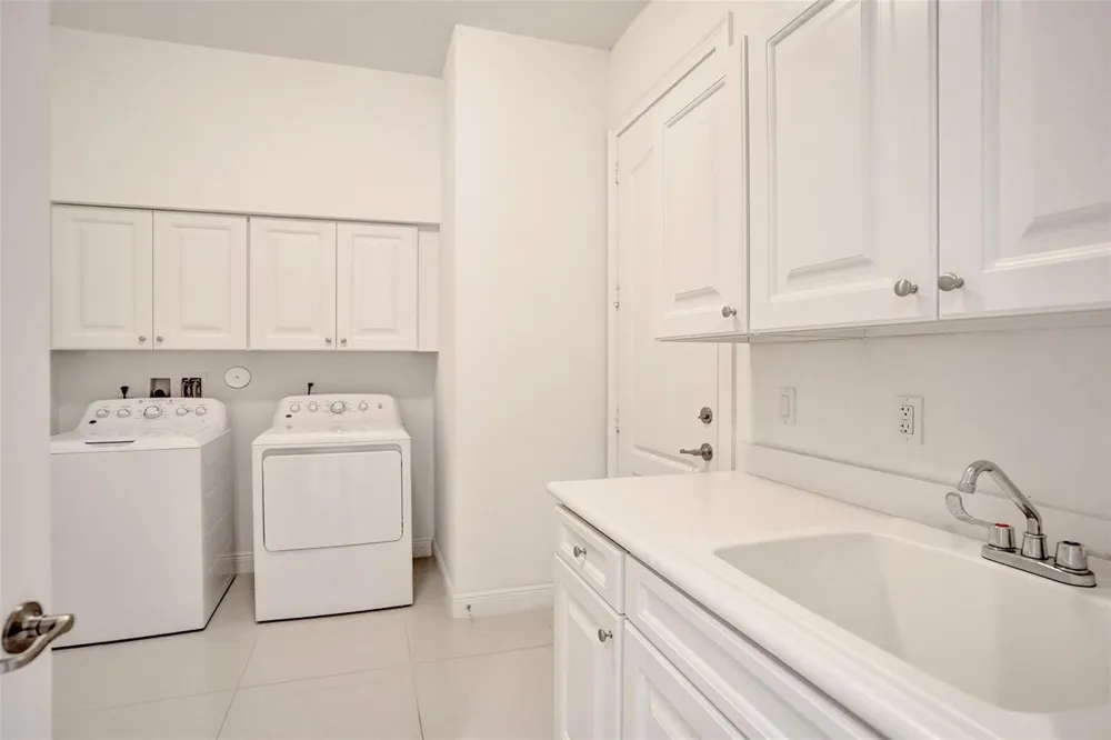 9749 Blue Isle #BAY Parkland, FL 33076