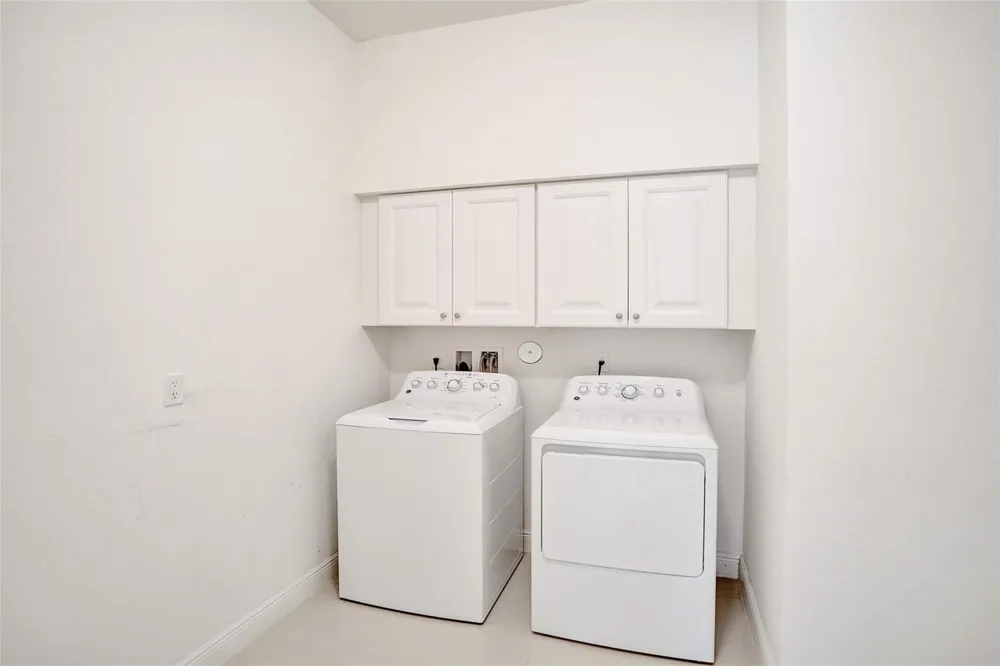 9749 Blue Isle #BAY Parkland, FL 33076