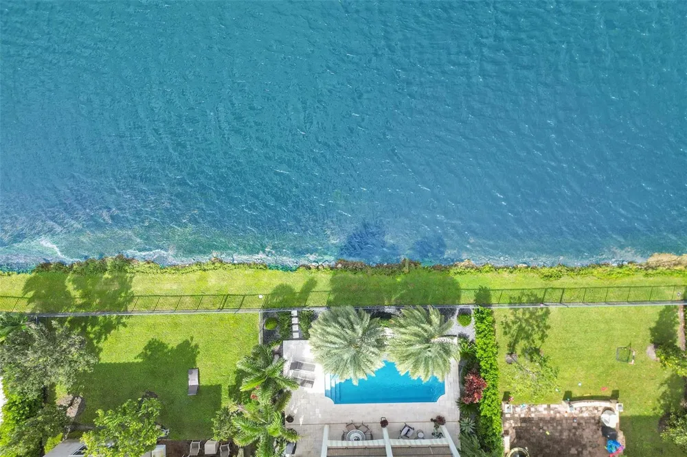 9749 Blue Isle #BAY Parkland, FL 33076