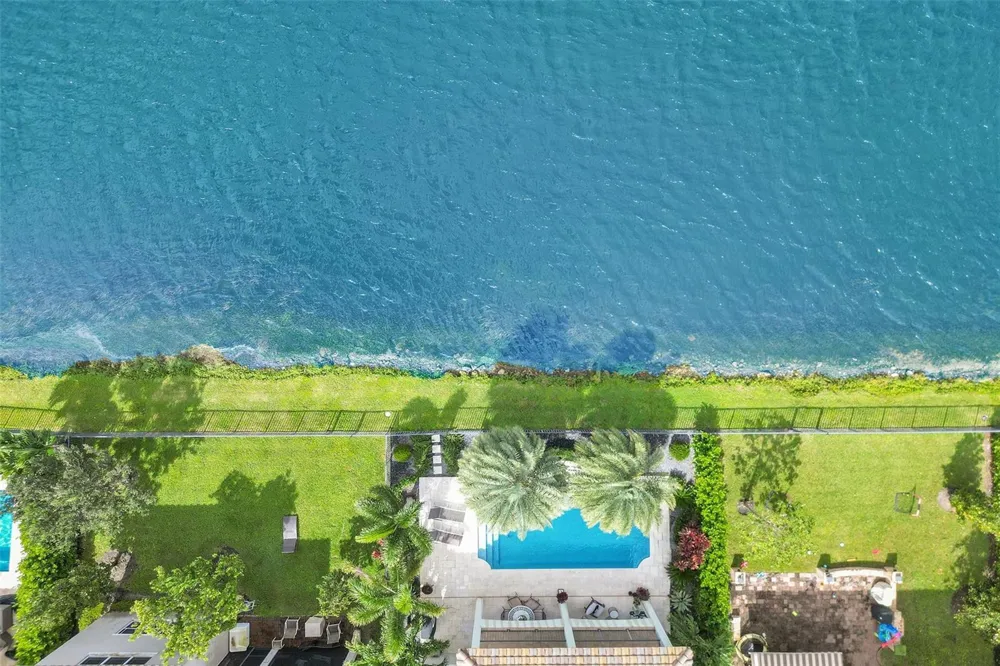9749 Blue Isle #BAY Parkland, FL 33076