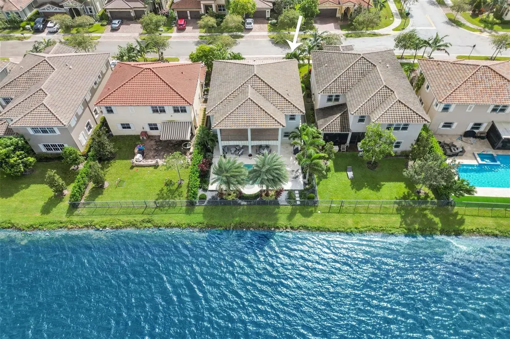 9749 Blue Isle #BAY Parkland, FL 33076