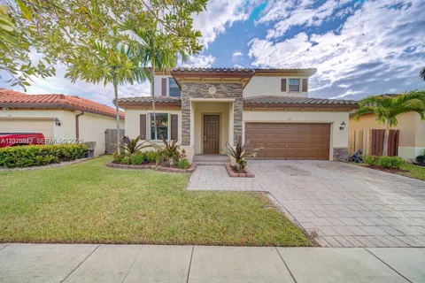 139 NE 26th Ave