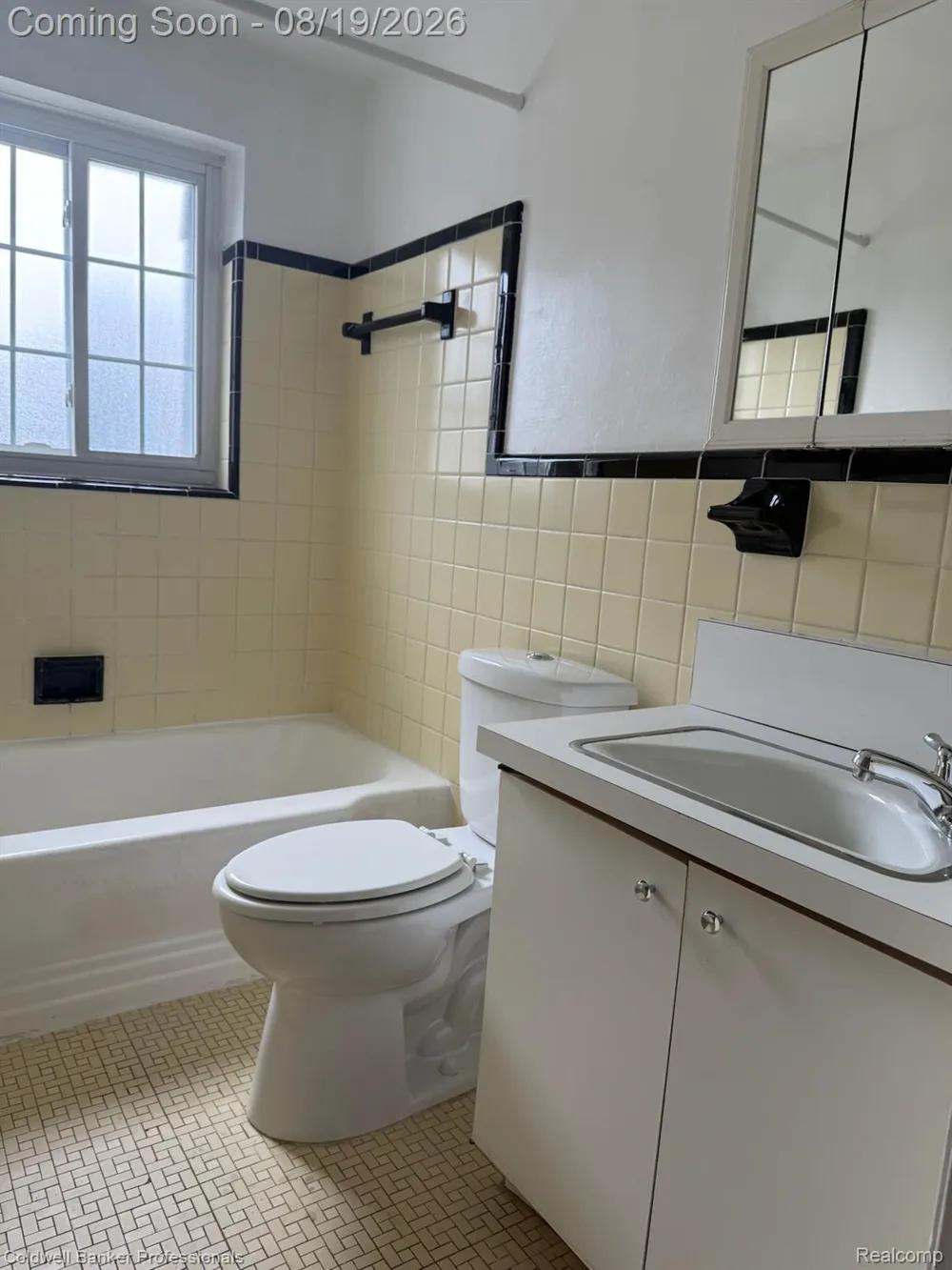 22910 Marter Road St Clair Shores City, MI 48080
