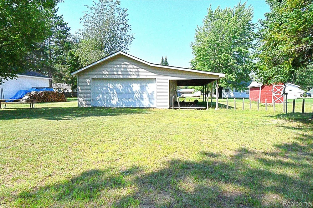 2091 Voight Road Richfield Township, MI 48656