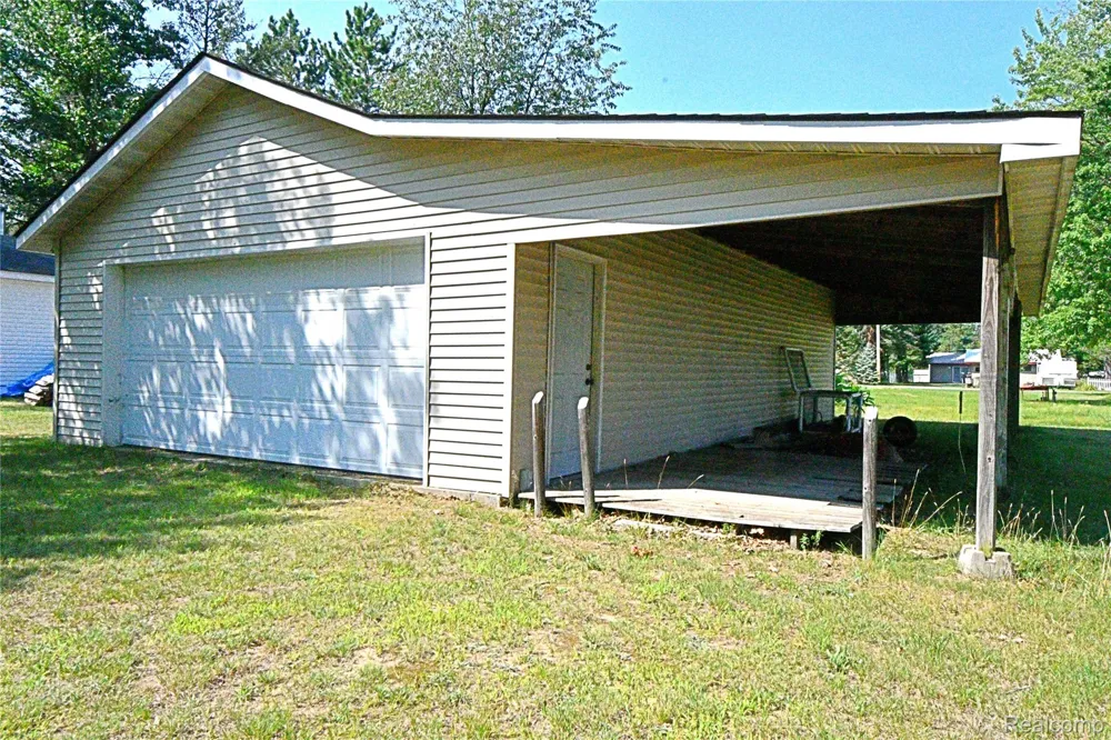 2091 Voight Road Richfield Township, MI 48656