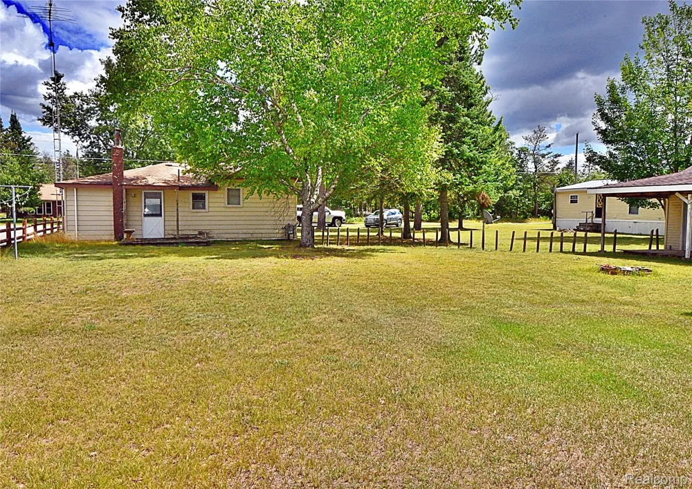 2091 Voight Road Richfield Township, MI 48656