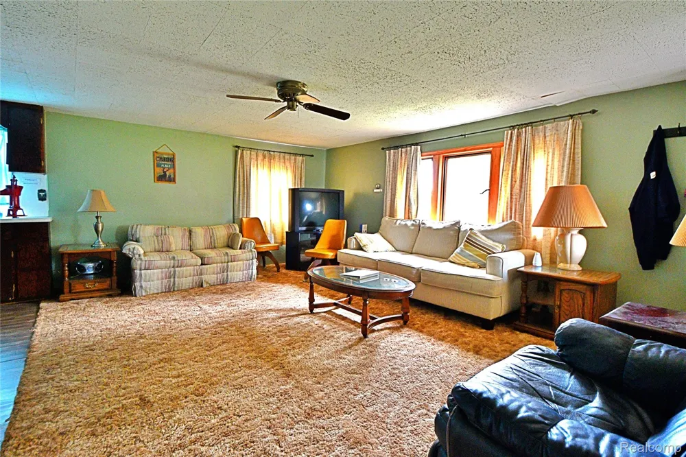 2091 Voight Road Richfield Township, MI 48656