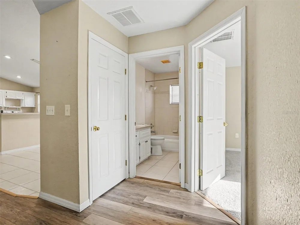 121 SHADDOCK DRIVE Auburndale, FL 33823