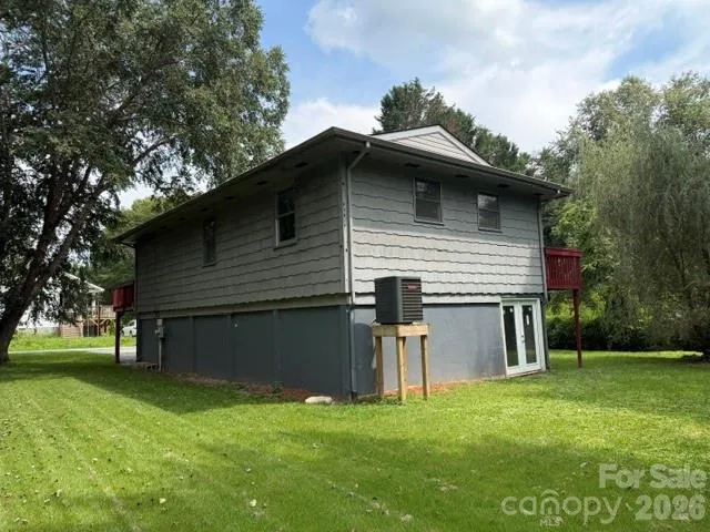65 Spencer Street Clyde, NC 28721