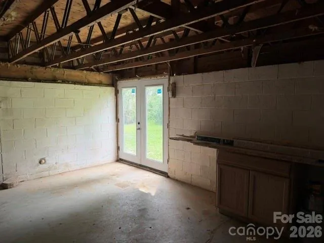 65 Spencer Street Clyde, NC 28721