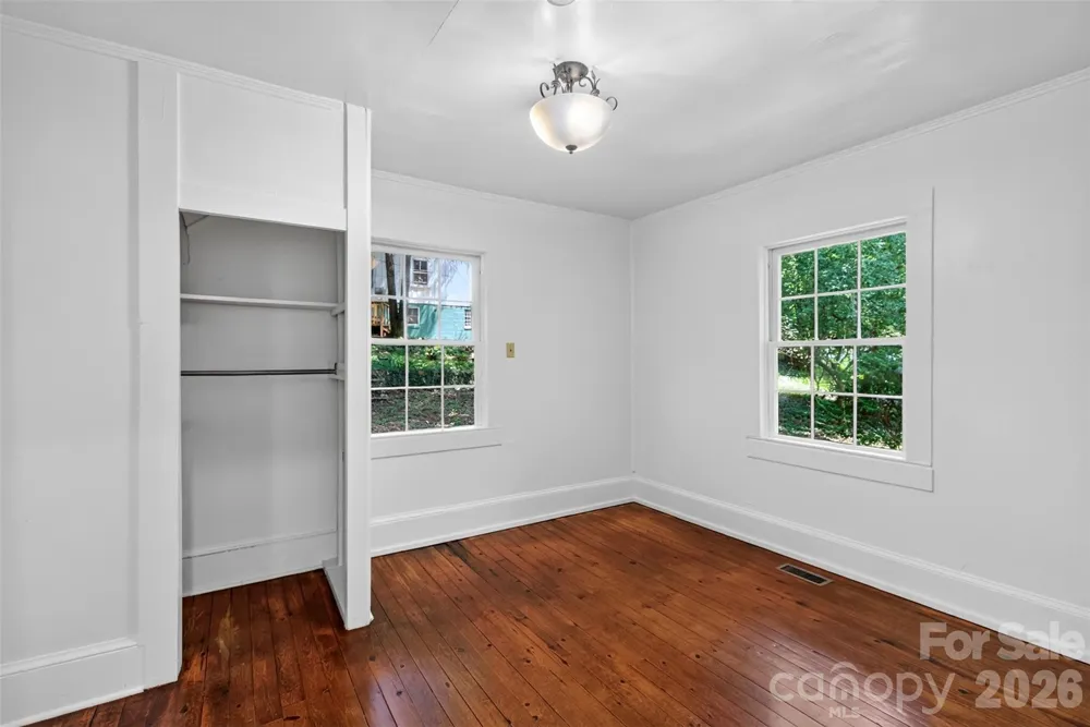 7 Bowers Road Black Mountain, NC 28711