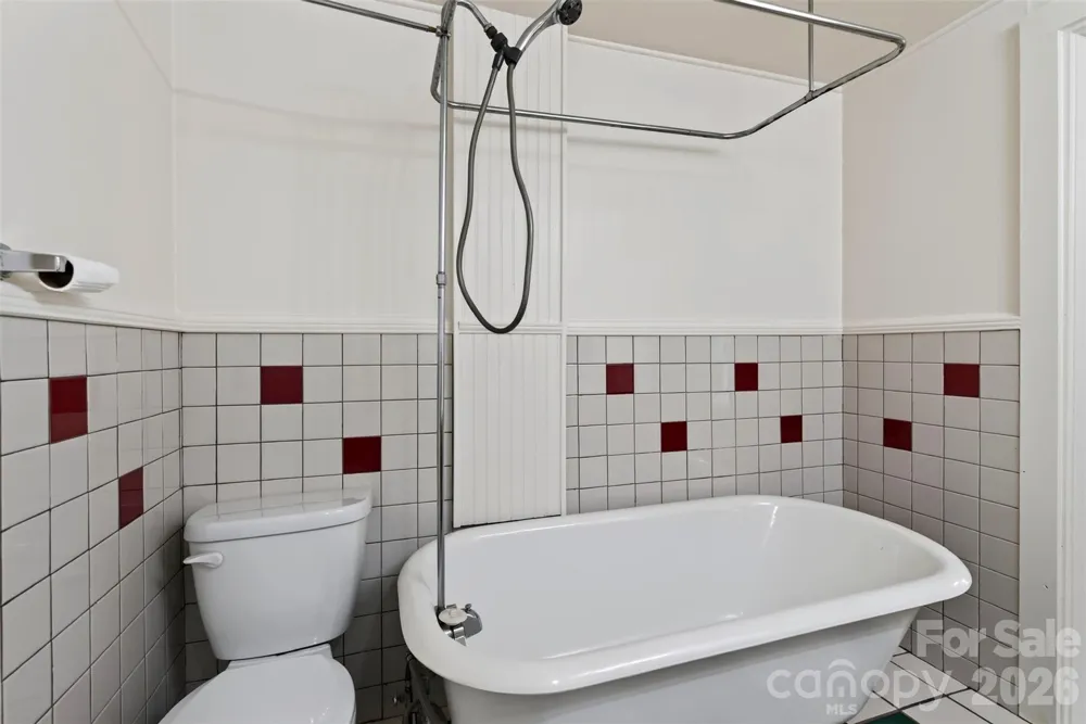 7 Bowers Road Black Mountain, NC 28711