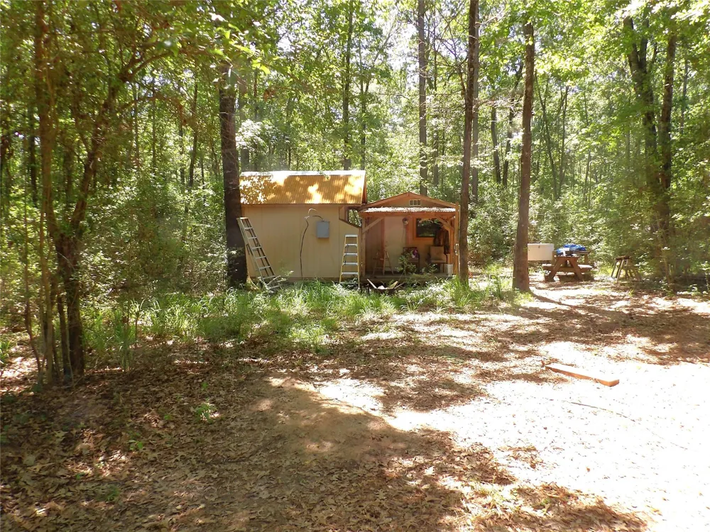 345 Cr 1080 Kennard, TX 75847