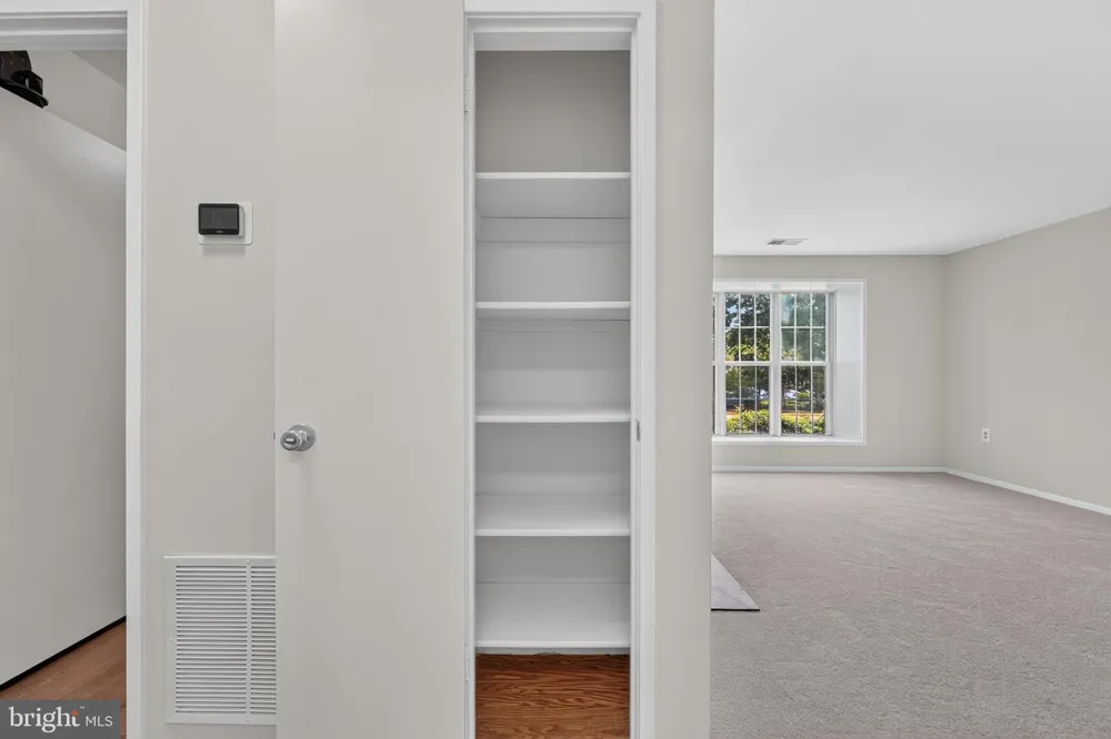 7710 LEXTON PLACE #B Springfield, VA 22152