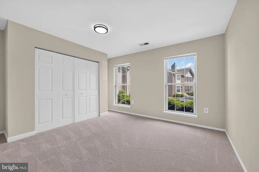 7710 LEXTON PLACE #B Springfield, VA 22152