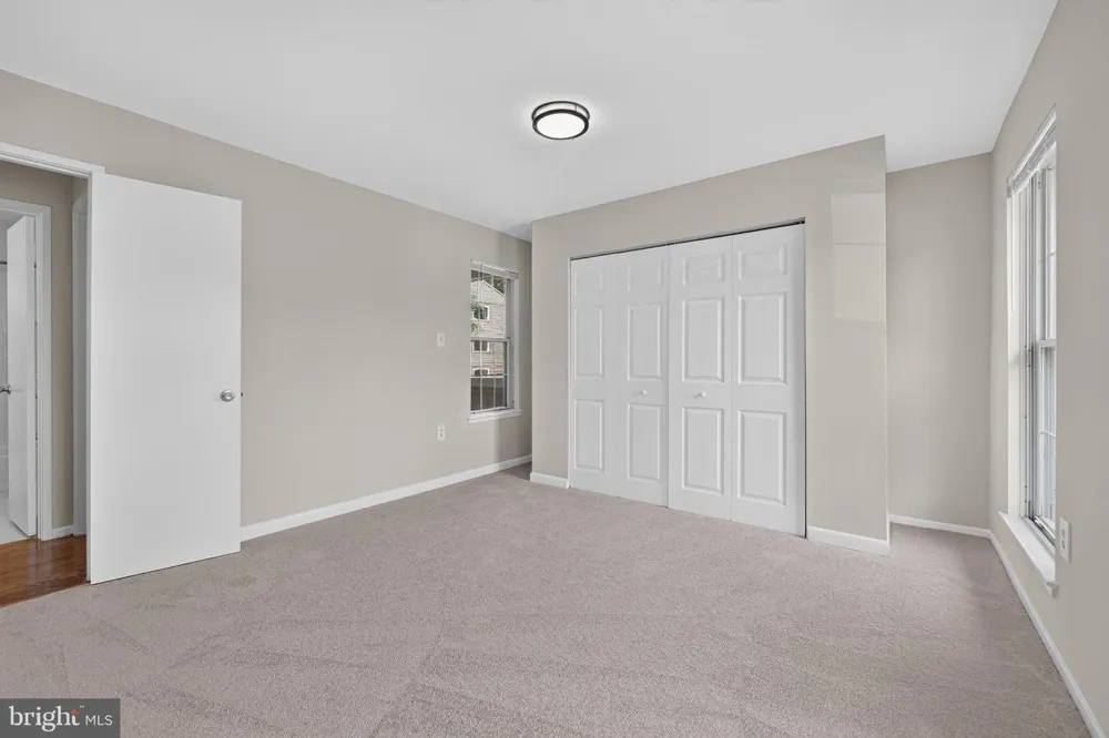 7710 LEXTON PLACE #B Springfield, VA 22152