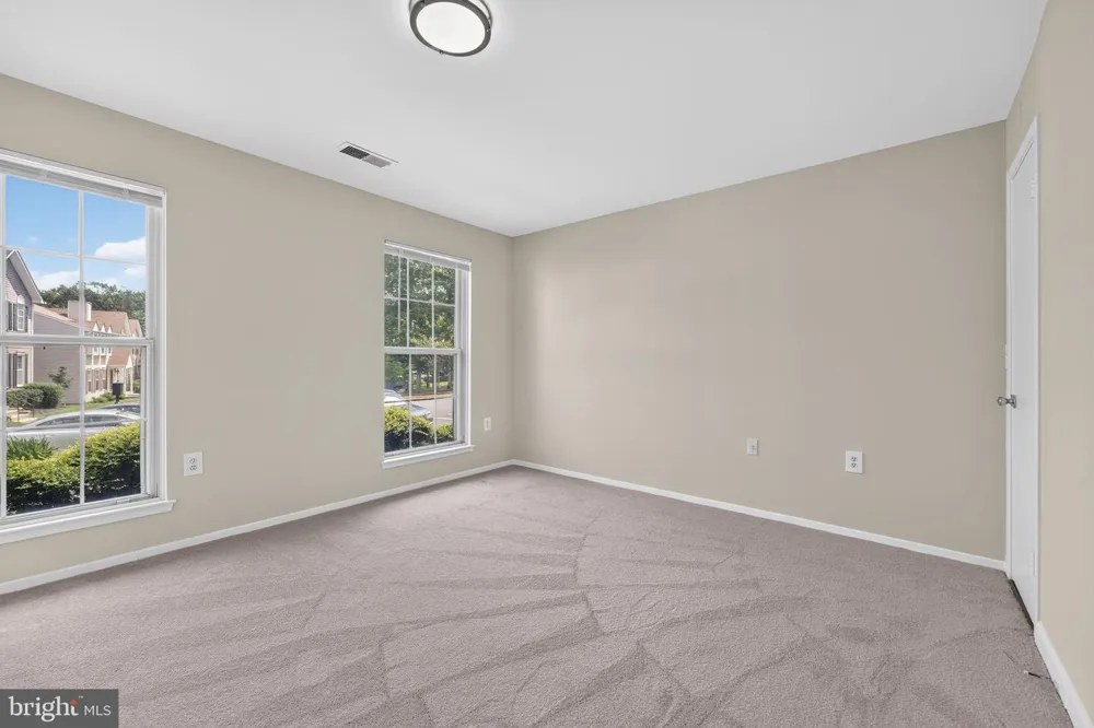 7710 LEXTON PLACE #B Springfield, VA 22152