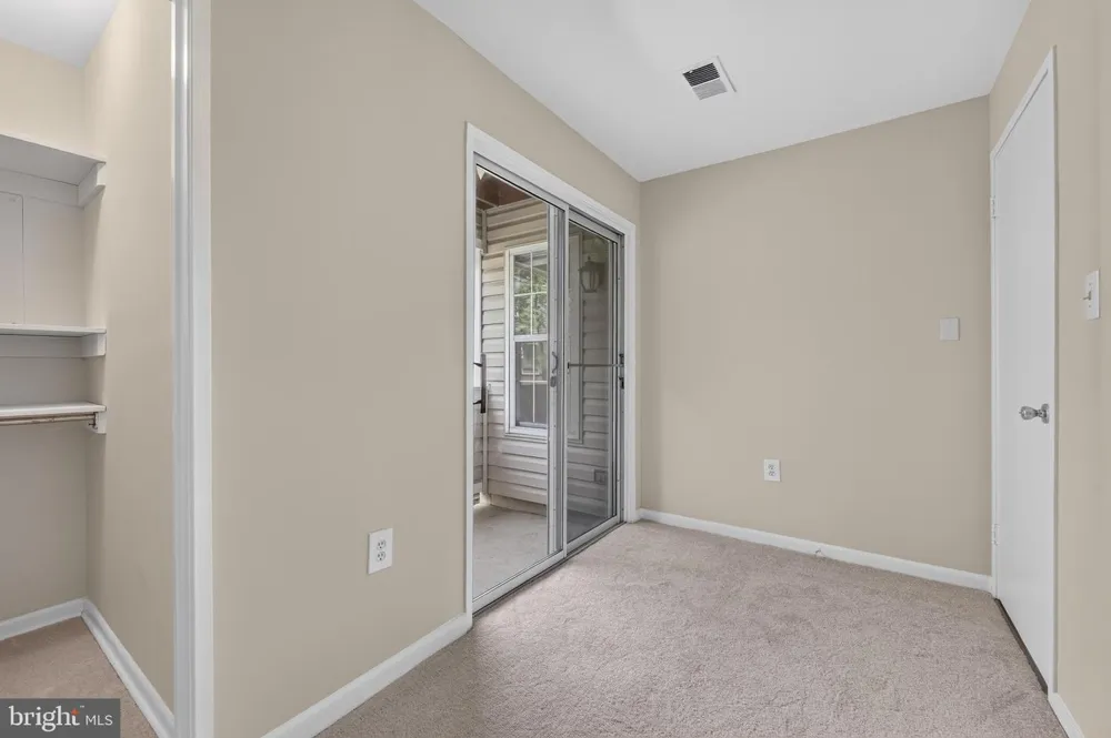7710 LEXTON PLACE #B Springfield, VA 22152
